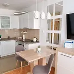 Karolina Apartment Zadar