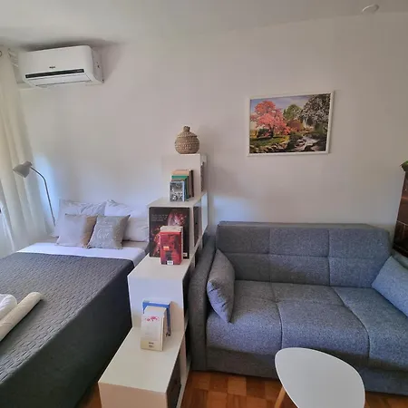 Appartement Karolina *
