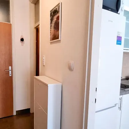 Karolina * ザダル